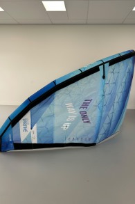 Harlem Kitesurfing-Thrive V1 Kite (DEMO)
