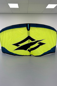 Naish-Pivot 2025 Kite (2nd)