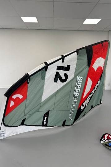 Reedin Kiteboarding-Super Model HTF 2023 Kite (2nd)