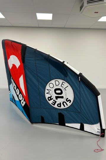Reedin Kiteboarding-Super Model HTF 2024 Kite (DEMO)