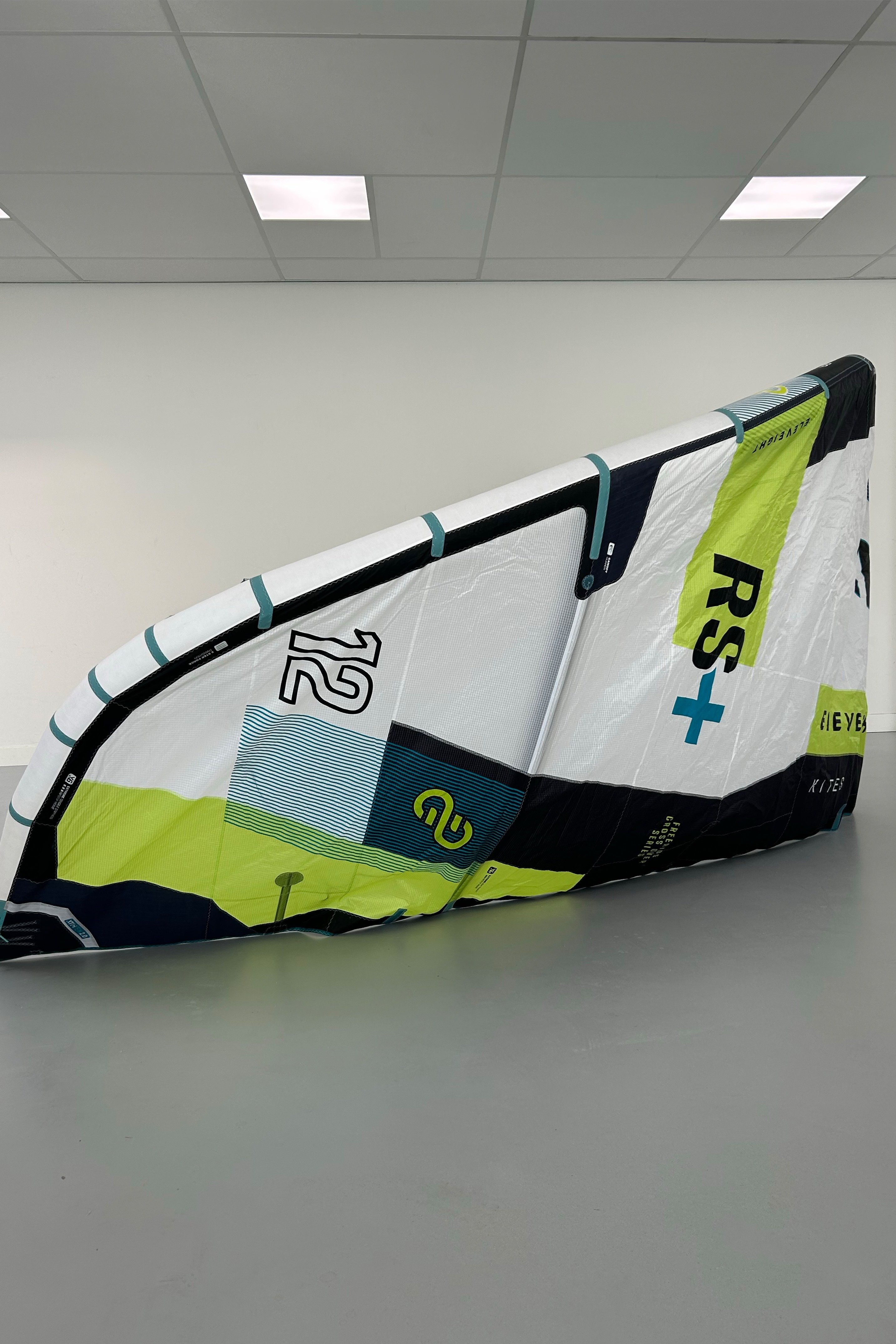 Eleveight-RS+ V3 Kite (2nd)