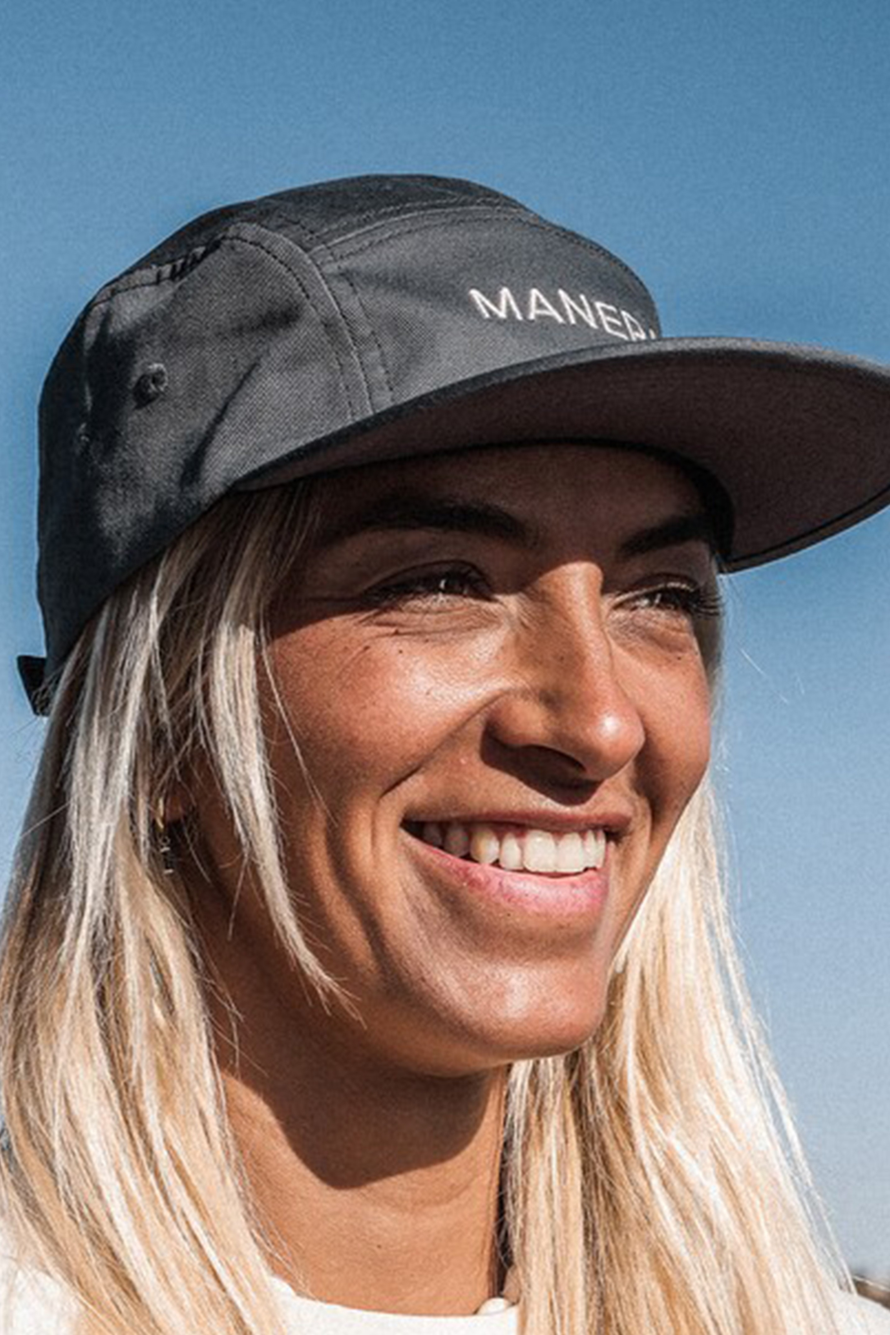 Manera-Cap 5 panels