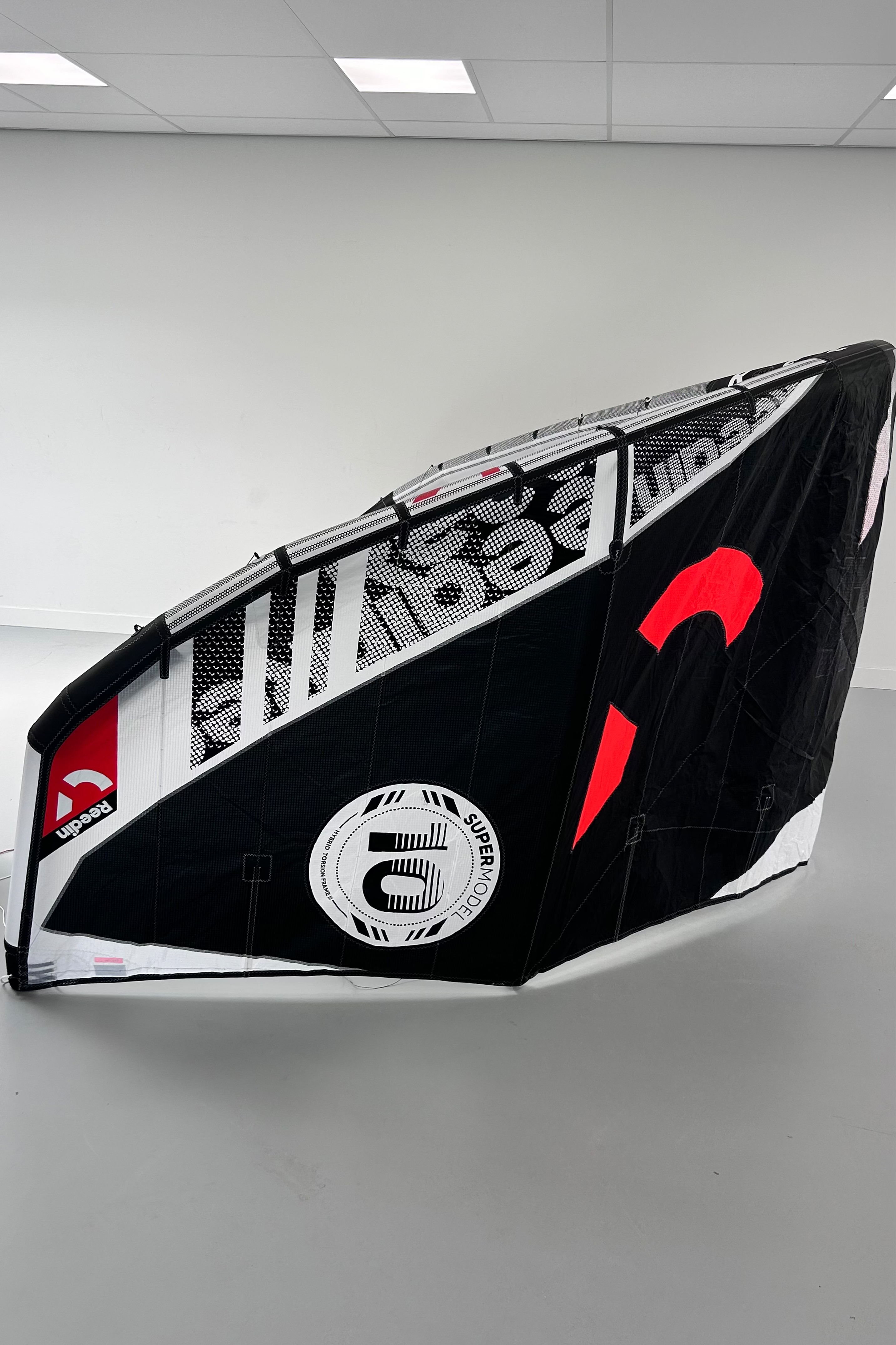 Reedin Kiteboarding-Super Model 2025 Kite (DEMO)
