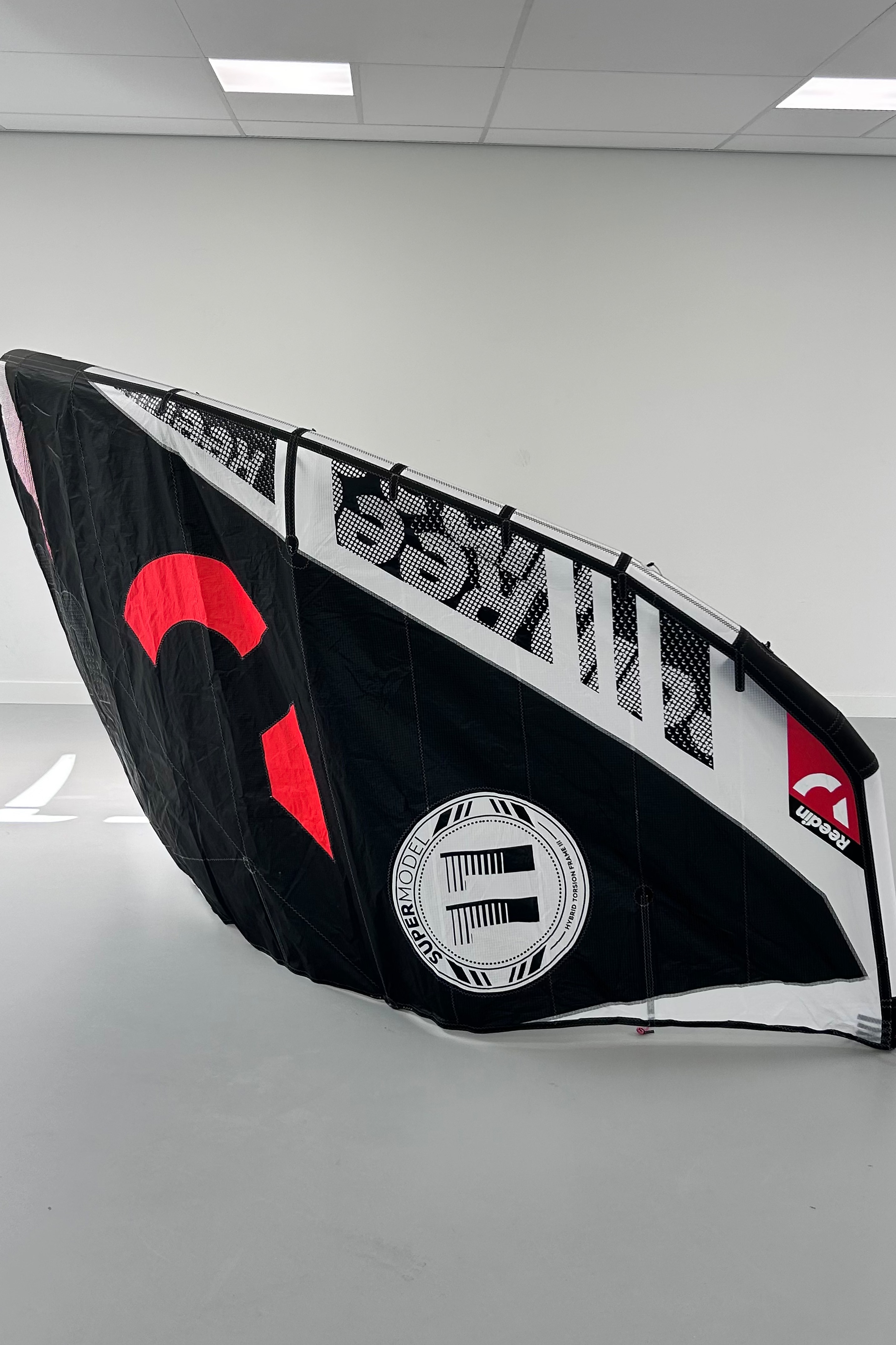 Reedin Kiteboarding-Super Model 2025 Kite (DEMO)
